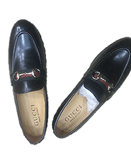 Gucci leather shoe